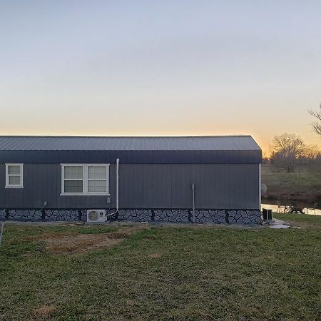 Little House By The Pond Villa Oneida Exterior photo
