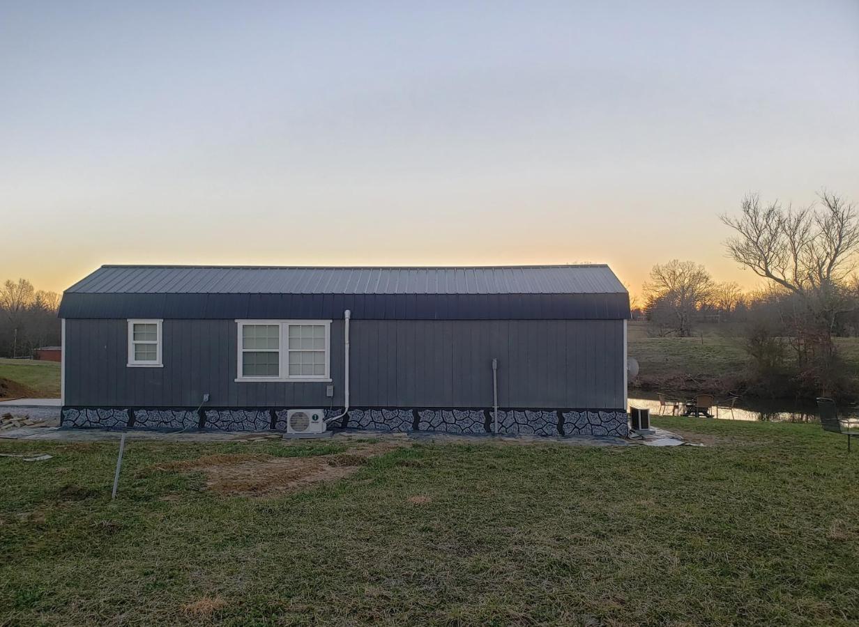 Little House By The Pond Villa Oneida Exterior photo